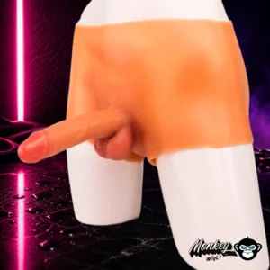Panty realista Lemar con dildo anatómico CamToyz